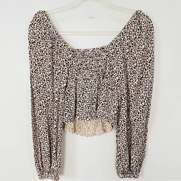 Urban outfitters cut out front crop top leopard print - Picture 4 of 5